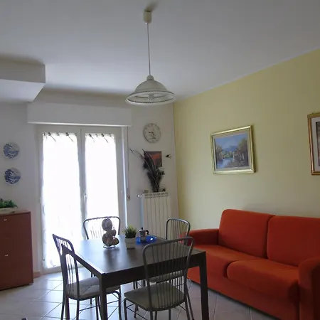 Homiday - Tamerici Apartment Pineto